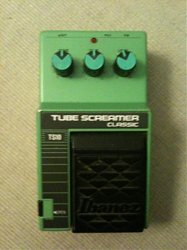 Klik op de afbeelding voor een grotere versie

Naam:  ibanez-ts10-tube-screamer-classic-180494.jpg‎
Bekeken: 292
Grootte:  96,7 KB
ID: 97288