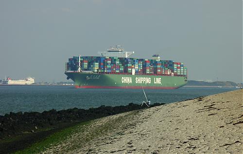 Klik op de afbeelding voor een grotere versie

Naam:  cscl_jupiter-9467263-container_ship-8-169658.jpg‎
Bekeken: 31
Grootte:  741,0 KB
ID: 106698