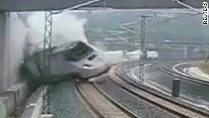 Naam: 130725103817-ns-spain-train-derail-aftermath-00002422-story-body.jpg
Bekeken: 154
Grootte: 13,6 KB
