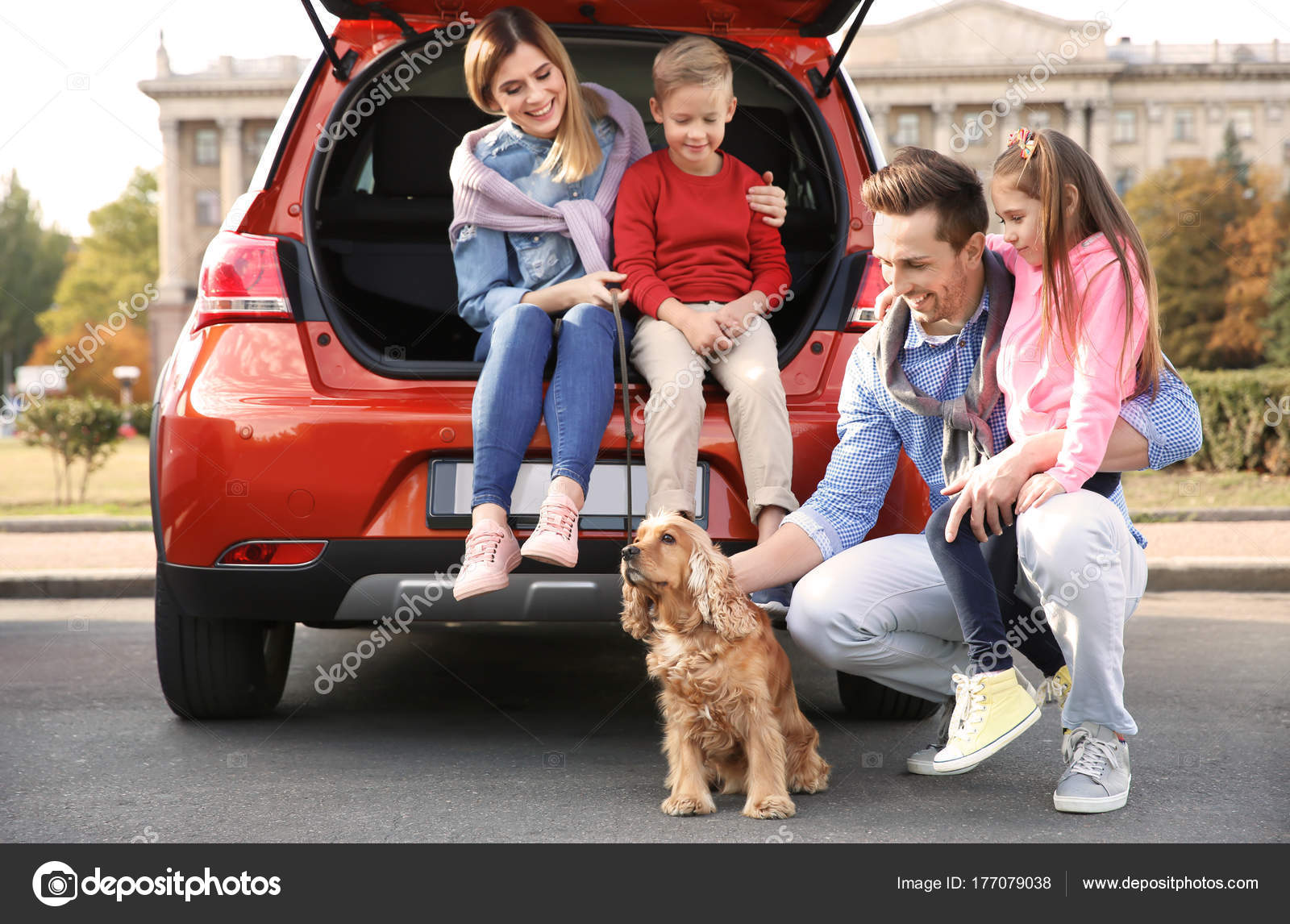 Naam: depositphotos_177079038-stockafbeelding-jong-gezin-met-kinderen-en.jpg
Bekeken: 136
Grootte: 263,5 KB