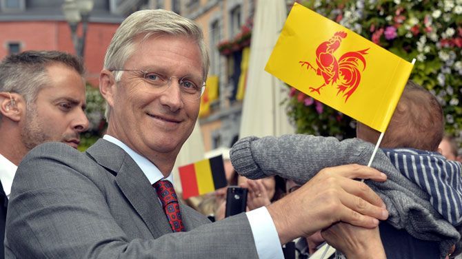 Naam: koning-filip-met-waalse-vlag.jpg
Bekeken: 1564
Grootte: 53,9 KB