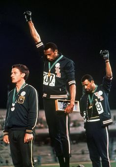 Naam: 0d20fb784356b0581b30677da309413c--peter-norman-peter-otoole.jpg
Bekeken: 73
Grootte: 14,9 KB