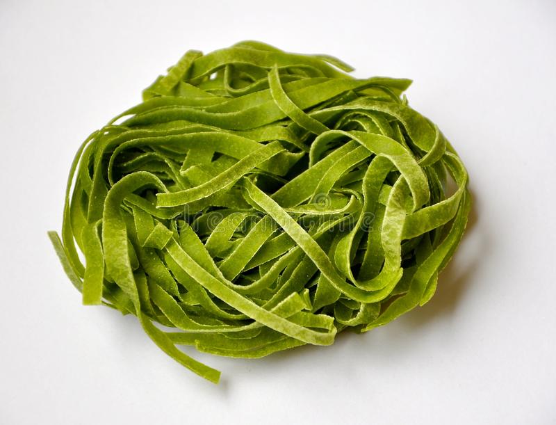 Naam: green-pasta.jpg
Bekeken: 60
Grootte: 57,8 KB