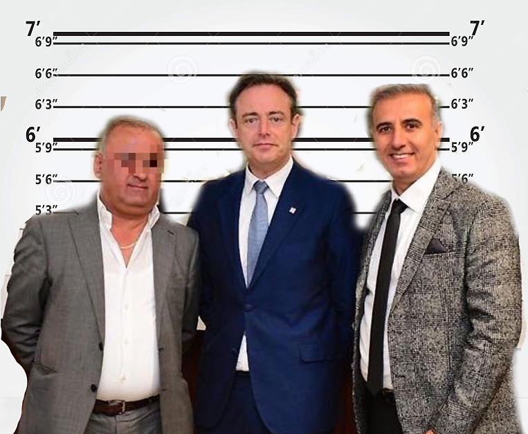 Naam: mugshot-wall-white-background-vector-illustration-mugshot-wall-white-background-122480427.jpg
Bekeken: 128
Grootte: 249,0 KB