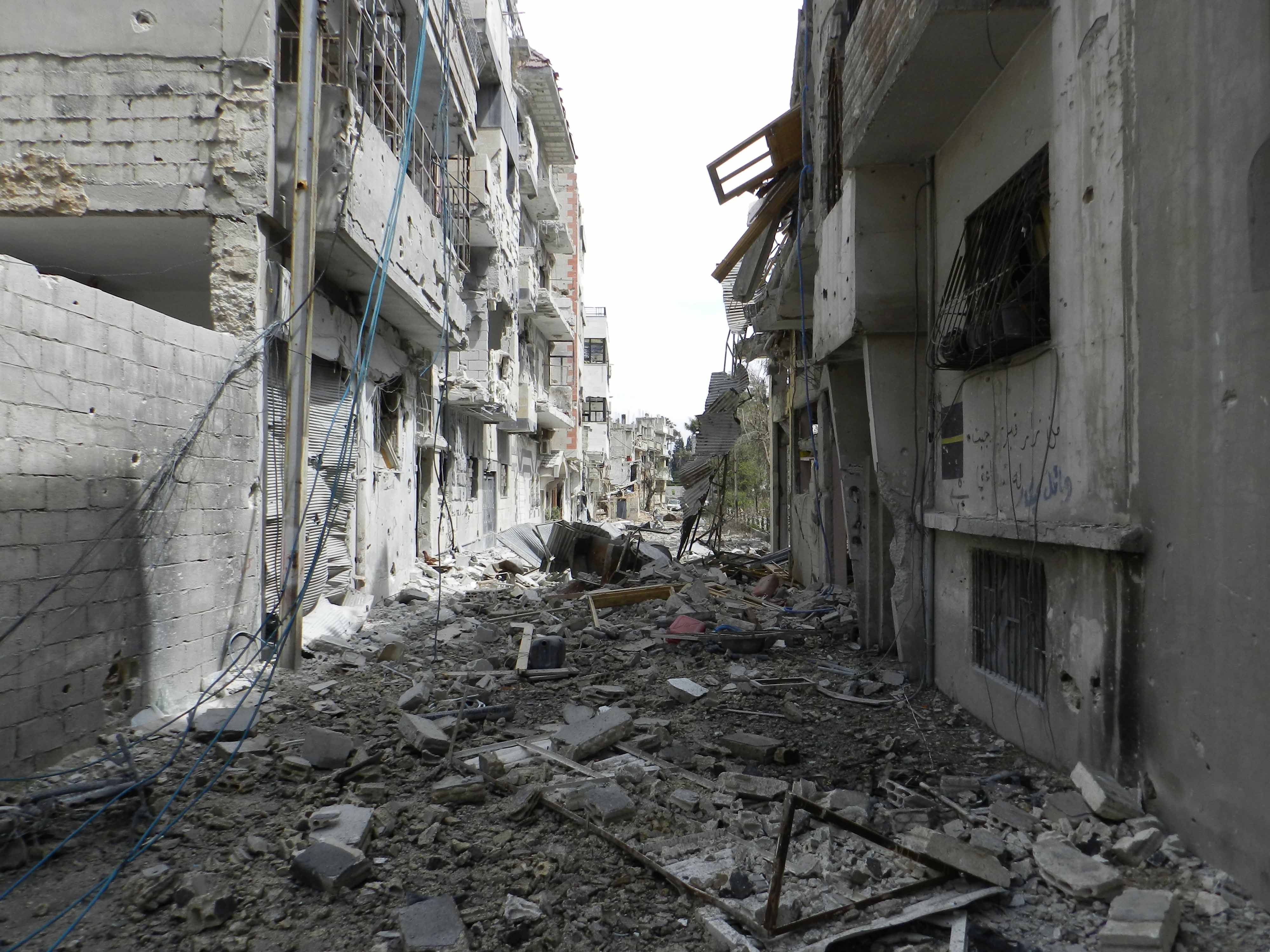 Naam: Destruction_in_Homs_(4).jpg
Bekeken: 561
Grootte: 705,0 KB