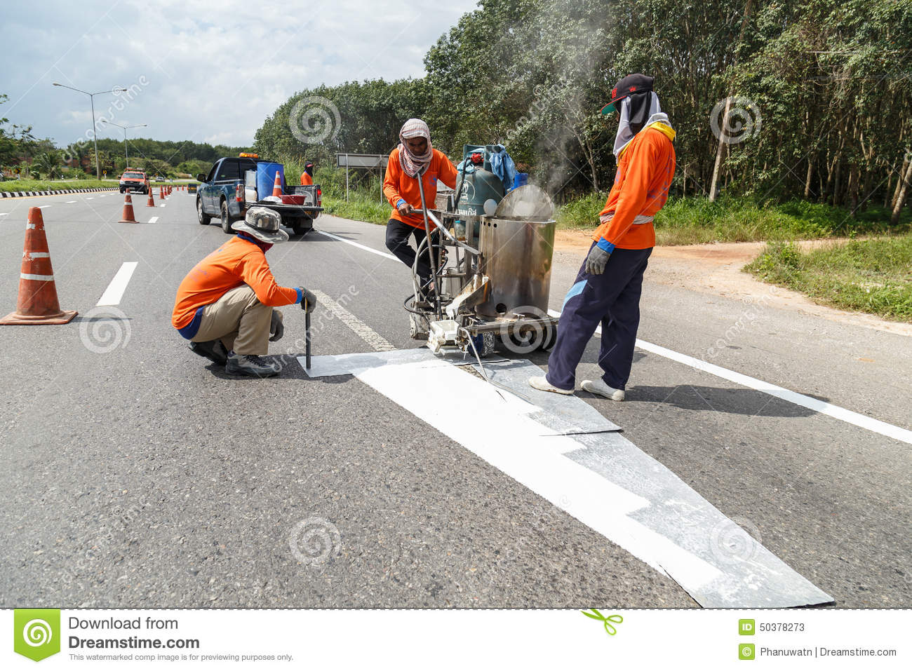 Naam: suratthani-thailand-januari-team-van-het-burgerlijke-arbeiderswerk-50378273.jpg
Bekeken: 205
Grootte: 253,1 KB