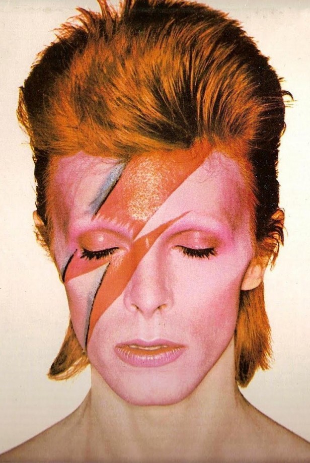 Naam: david-bowie.jpg
Bekeken: 66
Grootte: 152,0 KB