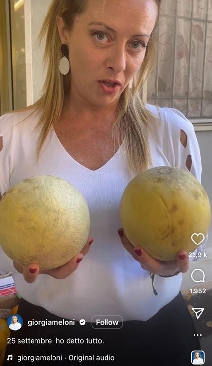 Naam: meloni2.jpg
Bekeken: 81
Grootte: 87,6 KB