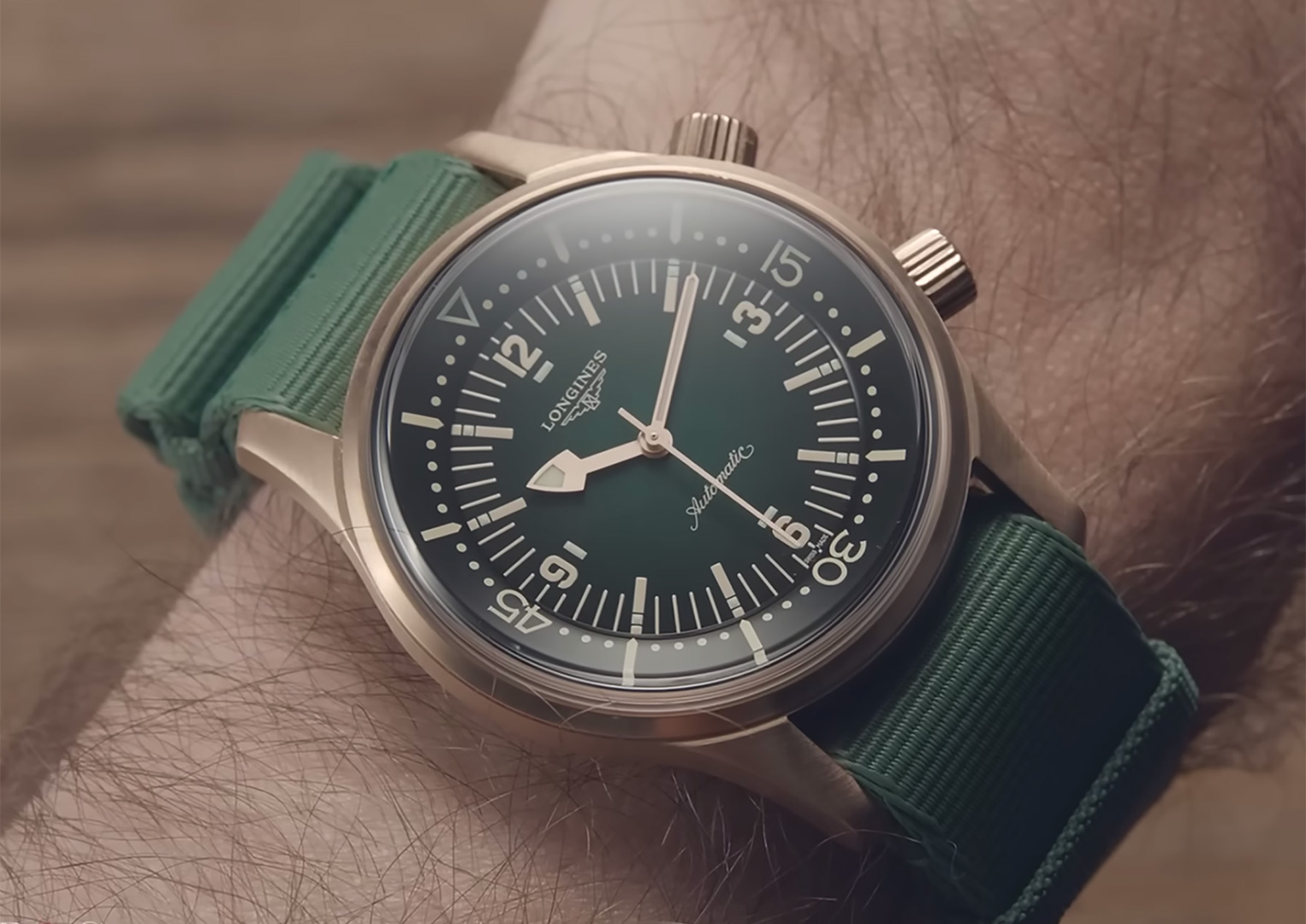 Naam: Longines-6.jpg
Bekeken: 106
Grootte: 286,6 KB