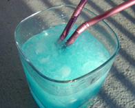 Naam: frozen_blue_daiquiri_1.jpg
Bekeken: 61
Grootte: 33,1 KB