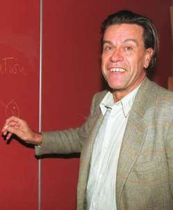 Naam: De Gennes.jpg
Bekeken: 758
Grootte: 7,4 KB