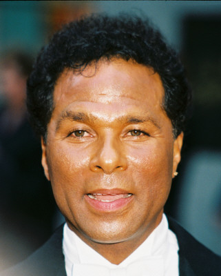 Naam: Philip%20Michael%20Thomas-1.JPG
Bekeken: 164
Grootte: 45,2 KB