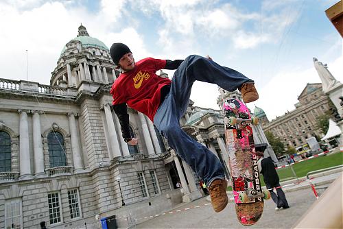 Klik op de afbeelding voor een grotere versie

Naam:  SkaterBoy.jpg
Bekeken: 47
Grootte:  472,1 KB
ID: 27570