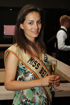 Naam: dsc_0383-copy.jpg
Bekeken: 740
Grootte: 59,8 KB