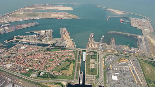 Klik op de afbeelding voor een grotere versie

Naam:  zeebrugge_diepwaterhaven_2.jpg
Bekeken: 908
Grootte:  63,0 KB
ID: 39473