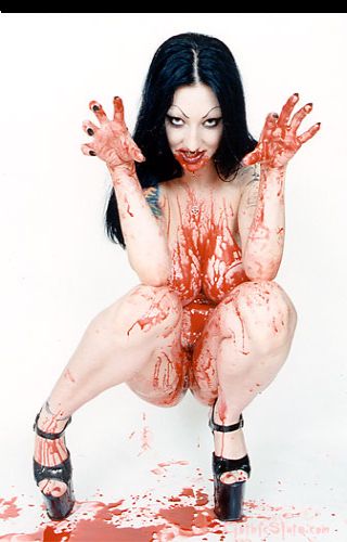 Naam: blooddom24320jk9.jpg
Bekeken: 350
Grootte: 27,1 KB