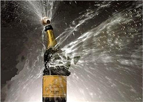 Naam: champagne.jpg
Bekeken: 814
Grootte: 35,2 KB