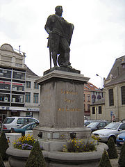 Naam: 180px-Zottegem_-_Statue_Egmont_(market)_1.jpg
Bekeken: 119
Grootte: 13,1 KB