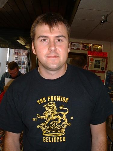 Klik op de afbeelding voor een grotere versie

Naam:  napalmdeath-barney.jpg
Bekeken: 62
Grootte:  74,1 KB
ID: 61028