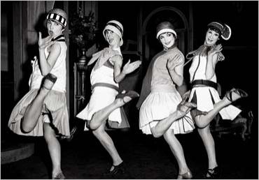Naam: charleston-dance-1920s.jpg
Bekeken: 370
Grootte: 20,5 KB