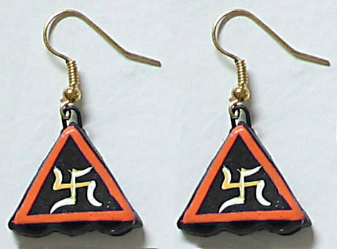 Naam: swastika-hand-painted-black-triangular-earrings-AG31_l.jpg
Bekeken: 247
Grootte: 47,2 KB