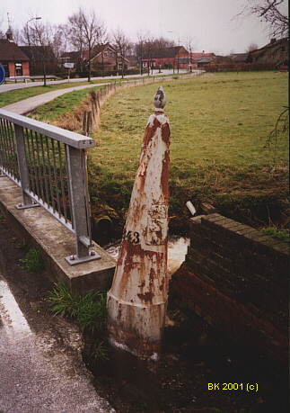 Naam: strijbeek03.jpg
Bekeken: 52
Grootte: 71,5 KB