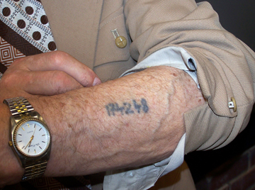 Naam: holocaust_tattoo.jpg
Bekeken: 837
Grootte: 145,9 KB
