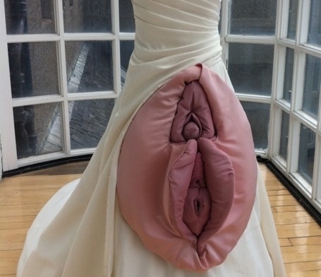 Naam: vagina-dress.jpg
Bekeken: 2330
Grootte: 69,6 KB