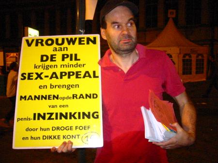 Naam: 20041005-mark-peeters-1.jpg
Bekeken: 2116
Grootte: 34,9 KB