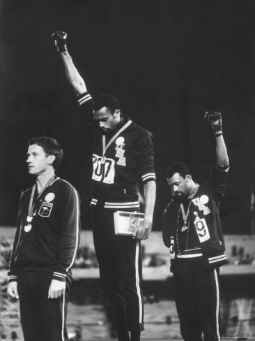 Naam: john-dominis-black-power-salute-1968-mexico-city-olympics.jpg
Bekeken: 1534
Grootte: 32,4 KB